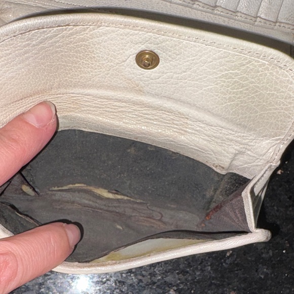 Yves saint laurent YSL womens compact wallet. - Picture 6 of 11